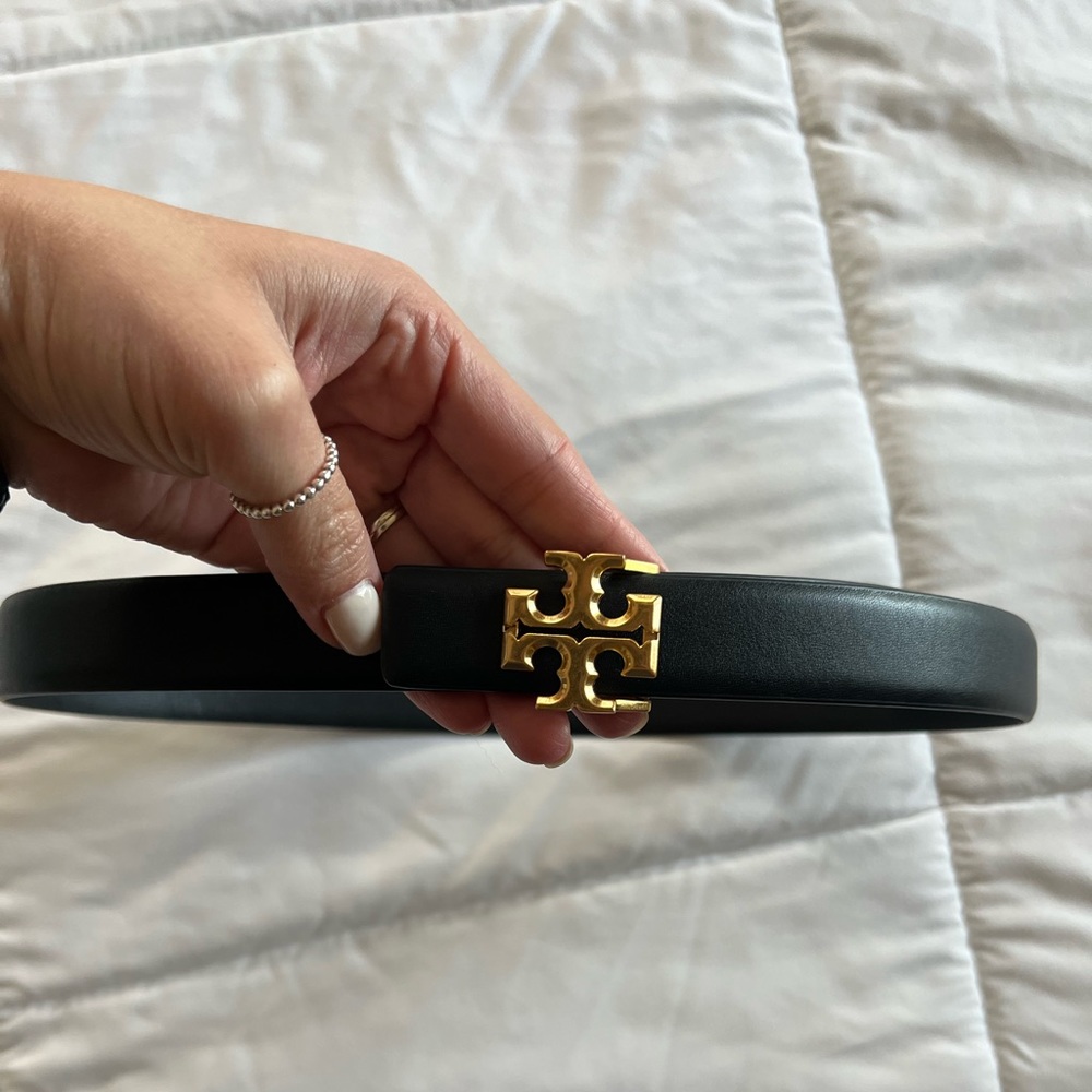 Kira leather belt Tory Burch size medium (34”) used twice great condition